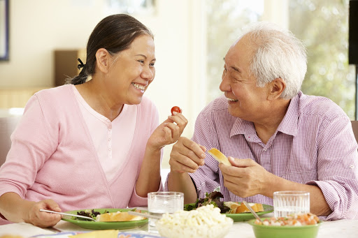 4 cách chế biến món ăn lành mạnh cho người lớn tuổi