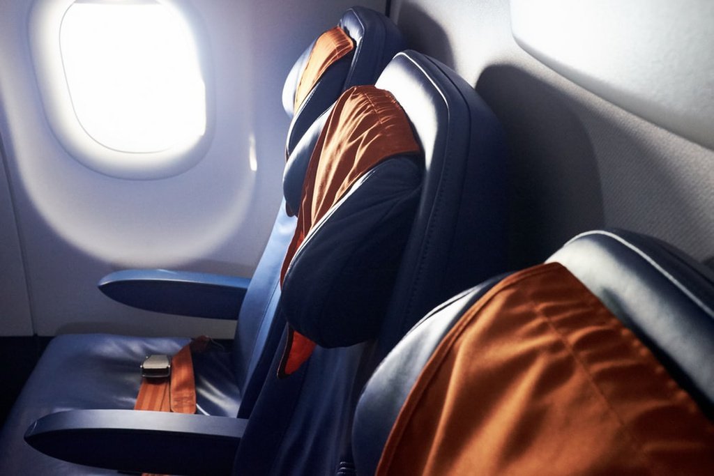 Chọn chỗ ngồi lý tưởng trên máy bay – Những điều cần lưu ý