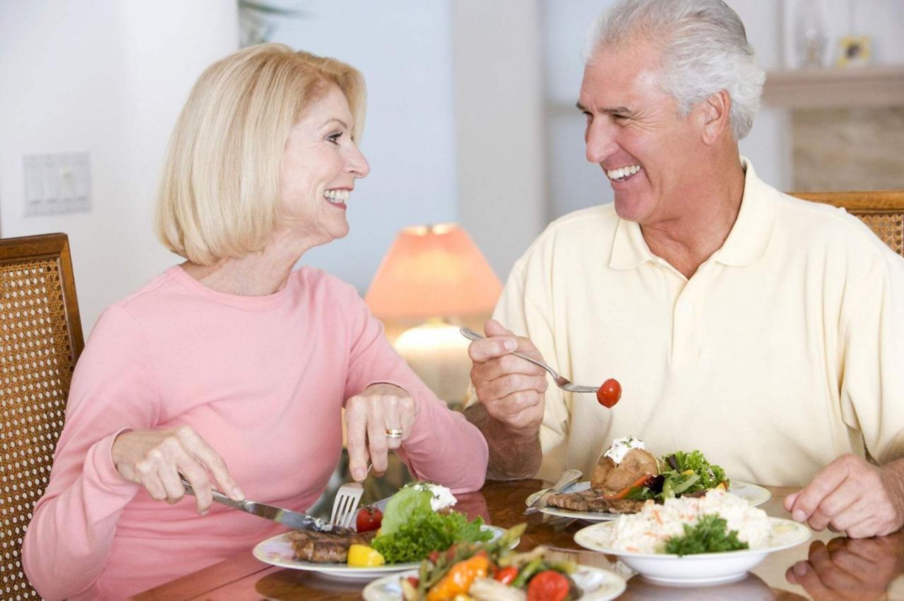 Nhận biết dấu hiệu suy dinh dưỡng ở người cao tuổi