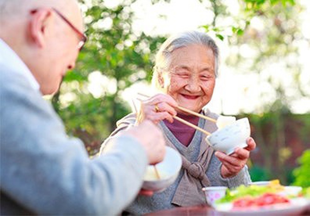 Thực phẩm nào giúp người cao tuổi phòng ngừa bệnh tật?