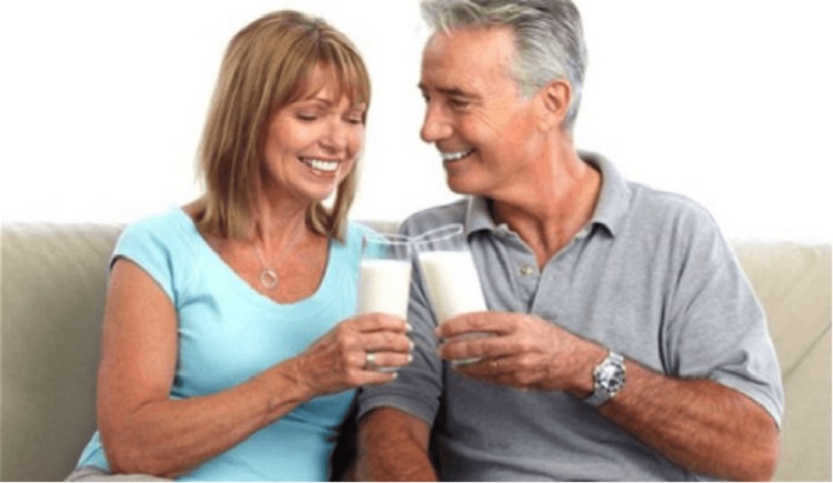 Tiêu chí chọn sữa cho người lớn tuổi