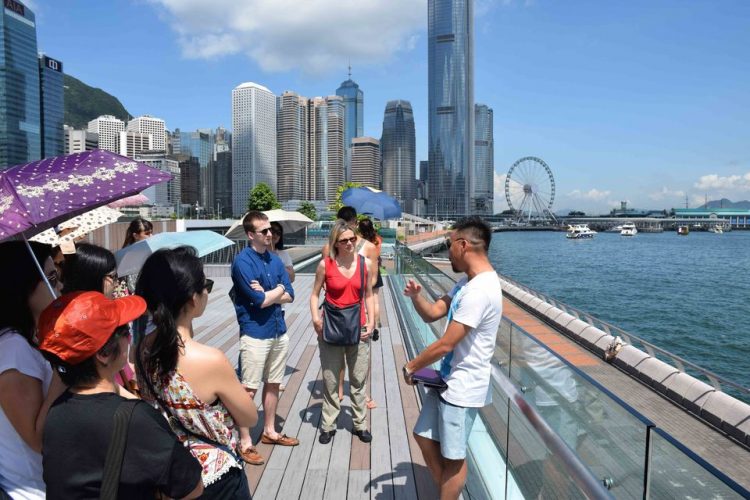 Tổng hợp 10 lưu ý quan trọng khi trải nghiệm chuyến du lịch tại Hong Kong