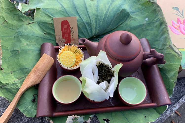 Trà sen đã trở thành một tinh thần đặc trưng của văn hóa trà Việt